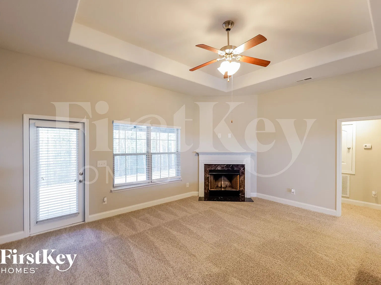 3 bed, 2.0 bath, 1806 sqft, $2,090 — Photo 4