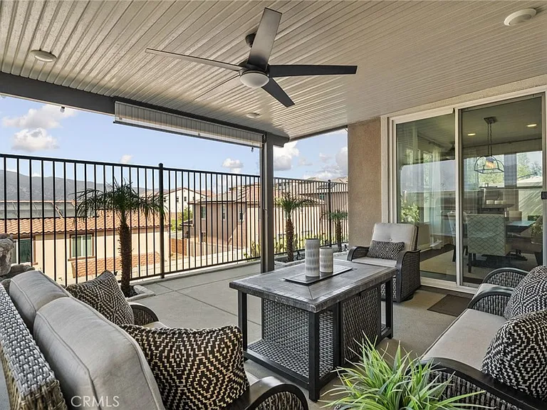 24253 Flora Rd — Photo 42