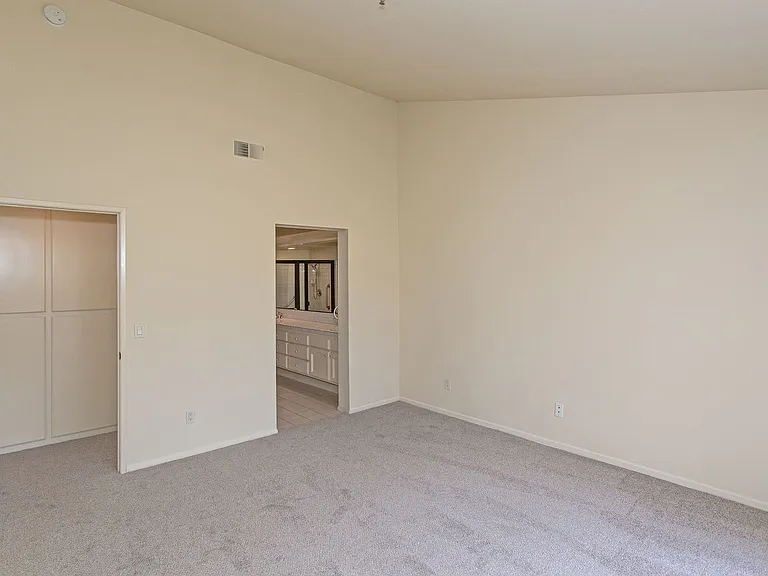 1955 Spyglass Cir — Photo 13