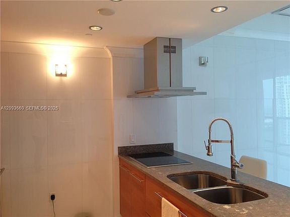 2nd image of 485 Brickell Ave APT 3303