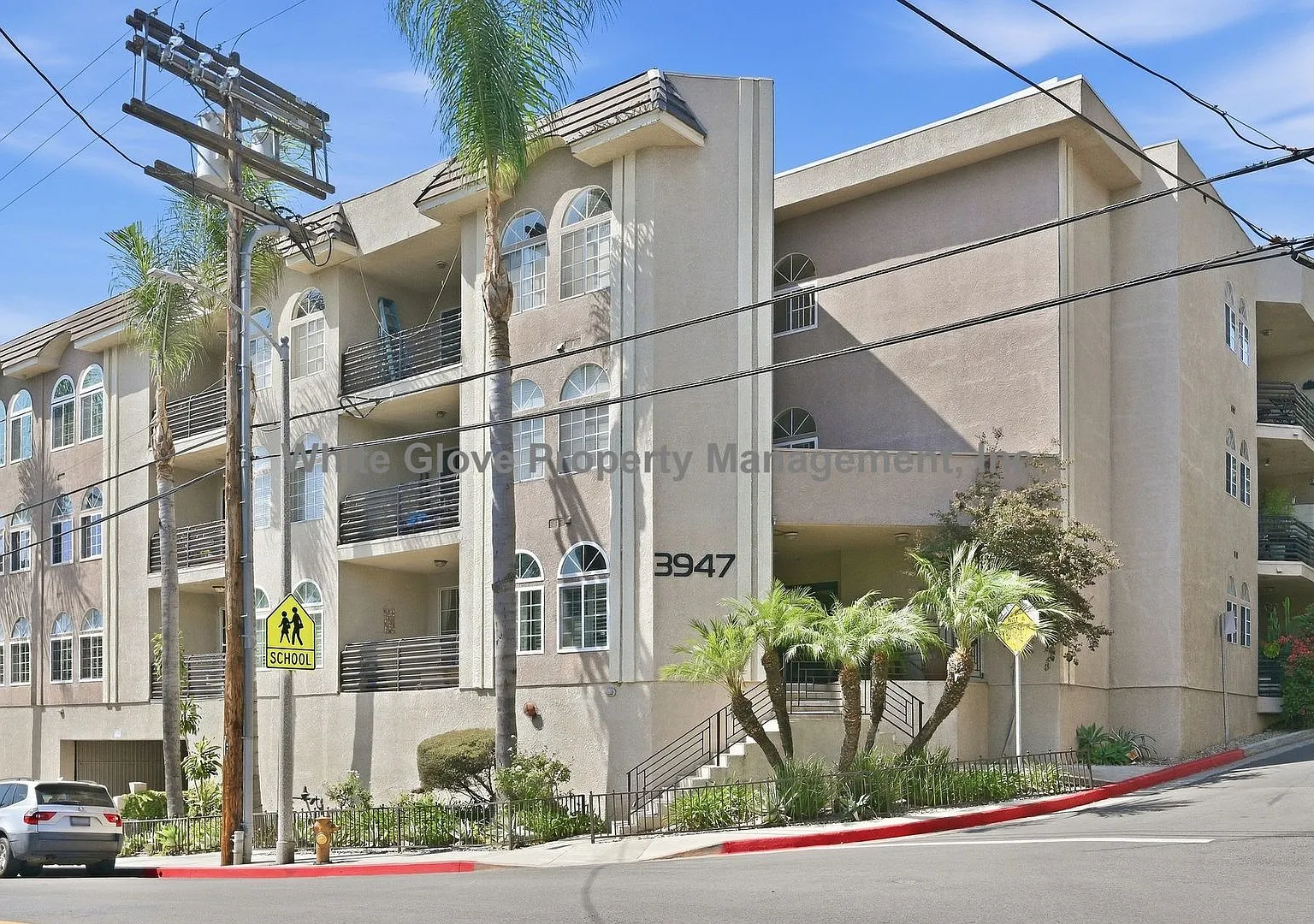 Spacious 2-Bedroom Gated Condo in Prime Studio City Location — Photo 1