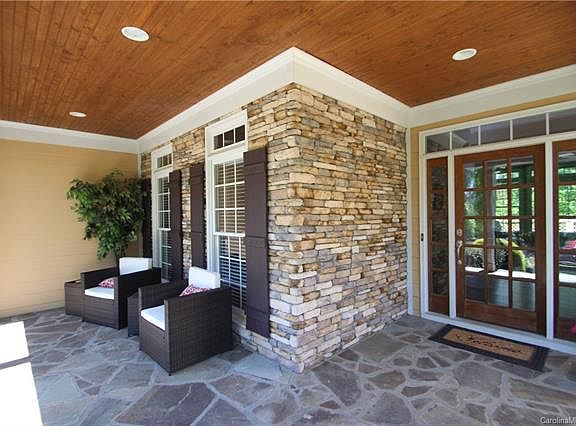 2nd image of 409 Bayberry Creek Cir