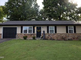 5809 Mondale Rd, Knoxville, TN 37912