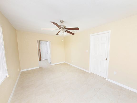 4th image of 110 N Edgemon Ave