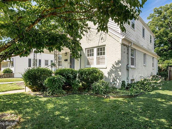 3rd image of 218 Fairlawn Rd