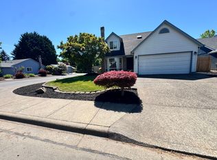 17024 SW Lynnly Way, Sherwood, OR 97140