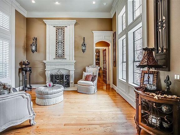 4th image of 7709 Harbor Town Dr