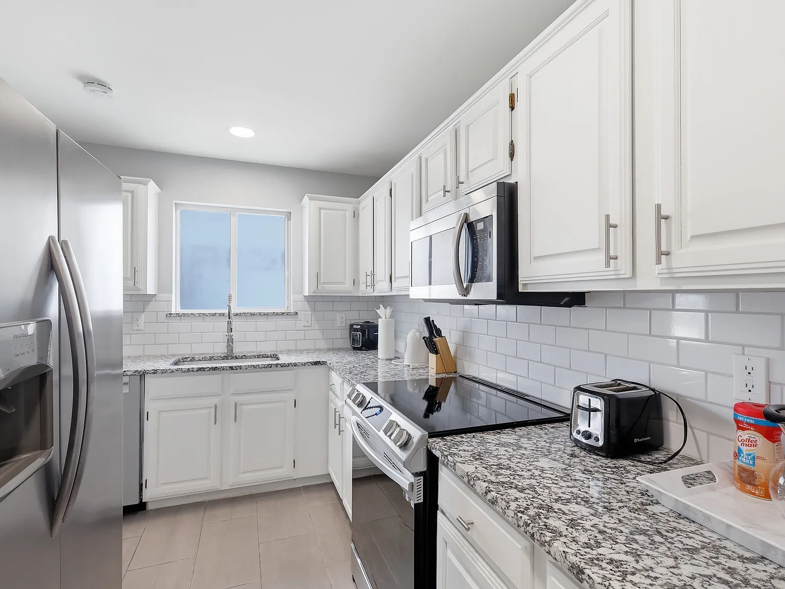 3 bed, 2.5 bath, 1543 sqft, $4,000 — Photo 4