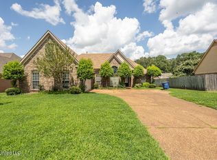 10774 Lexington Dr, Olive Branch, MS 38654