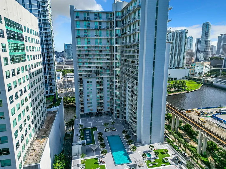 690 SW 1st Ct #1232 — Photo 47