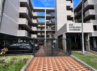 825 Coolidge St APT 311, Honolulu, HI 96826