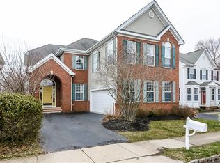 14 Heather Ct, Plainsboro, NJ 08536