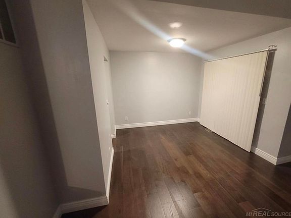 5th image of 46101 Allenton Dr