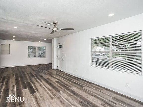 4th image of 2611 E 17th Ave