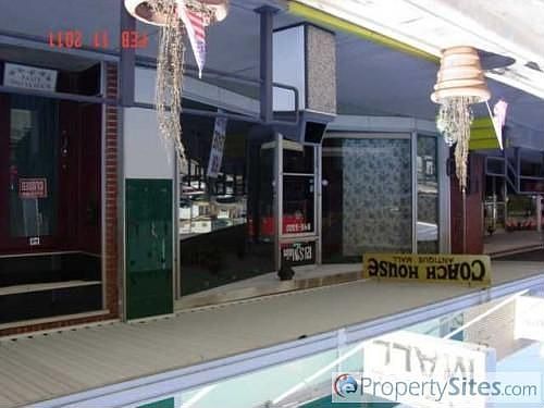 2nd image of 121 S Main St