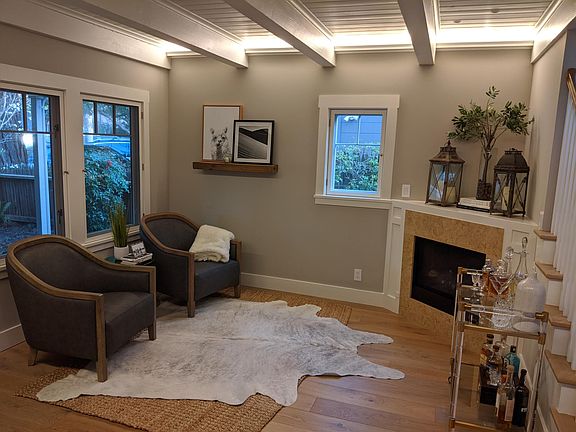 5th image of 203 Santa Margarita Ave