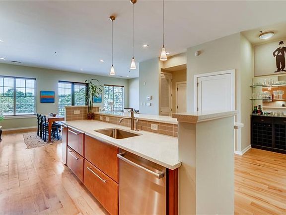 5th image of 1418 Dresden Dr NE Unit 315