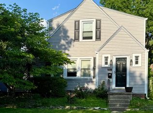 752 S Cassingham Rd, Columbus, OH 43209