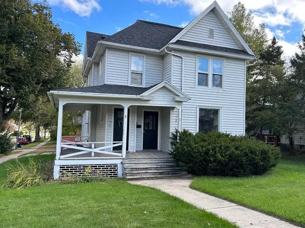 735 Metomen St, Ripon, WI 54971