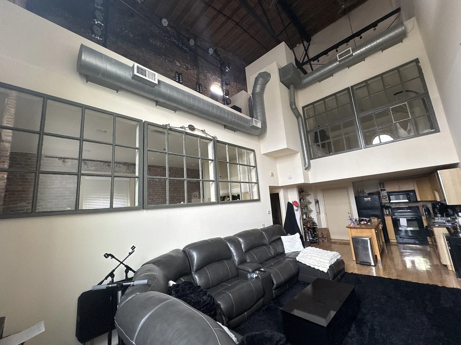 Smile Lofts - P — Photo 2