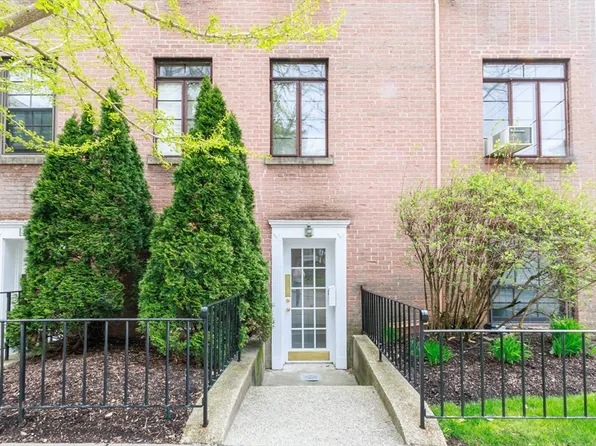 56 Garrison Rd, Brookline, MA 02445