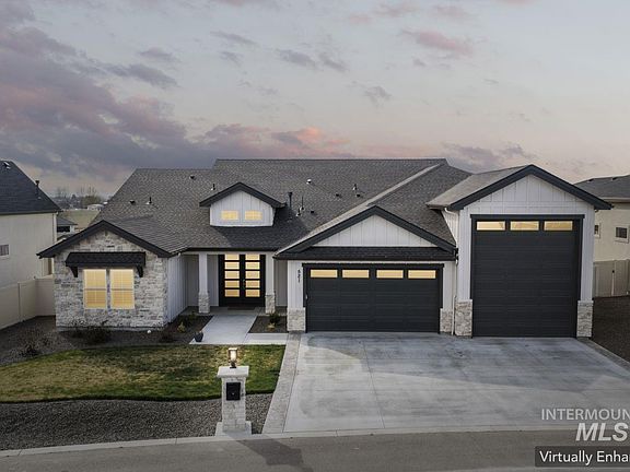 3rd image of 521 S Gabriel Ln