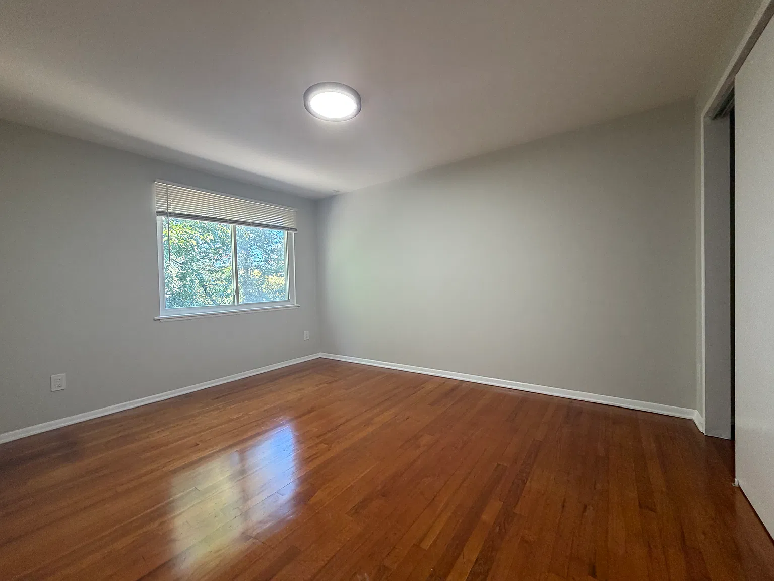 3 bed, $2,145 — Photo 3