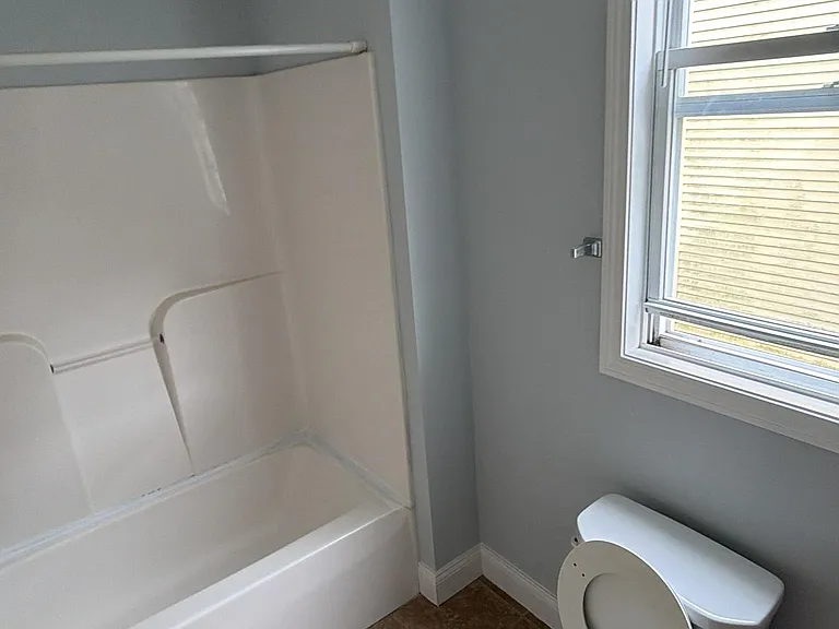 209-219 Howe Ave #A3 — Photo 3