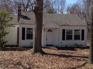 3827 Yanceyville St, Greensboro, NC 27405