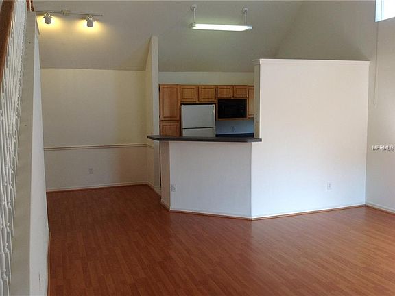 3rd image of 3392 Westchester Square Blvd APT 203
