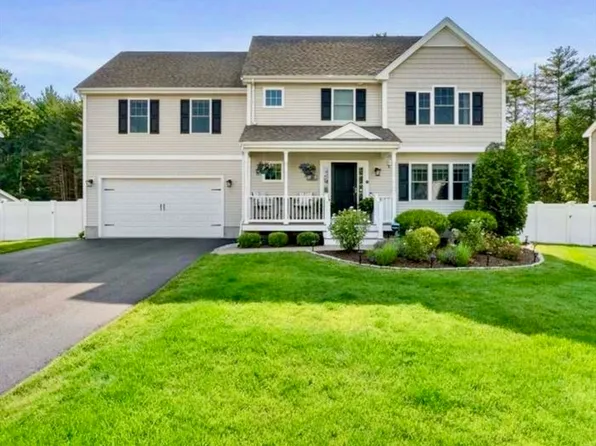 40 Saw Mill Ln, Rockland, MA 02370