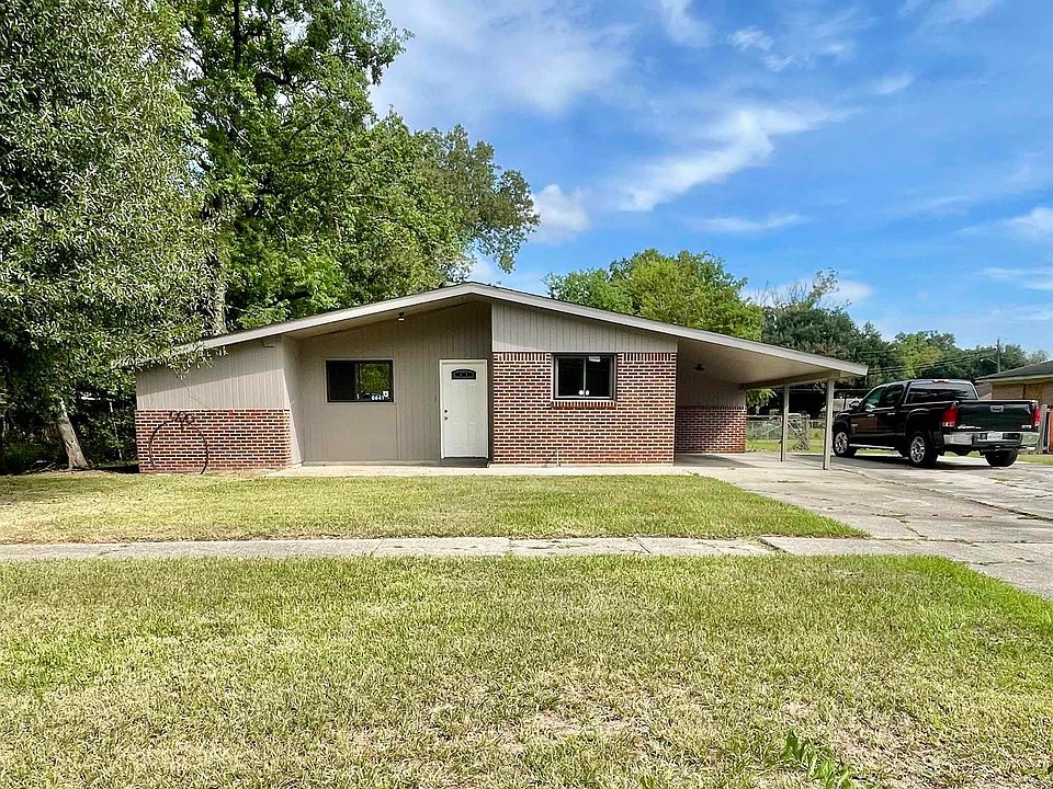 1st image of 6641 Glen Oaks Dr