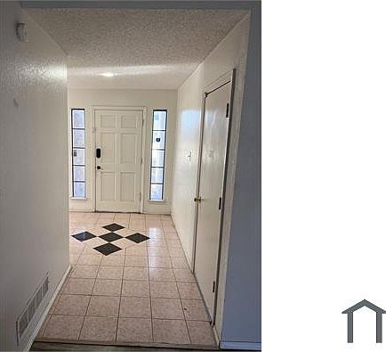 5th image of 5555 Creekridge Dr