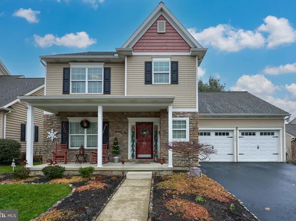 113 Hawthorne Cir, Lancaster, PA 17602