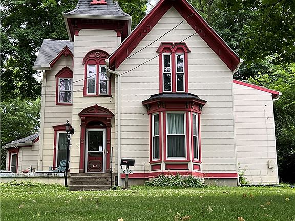 5th image of 613 Boyce St
