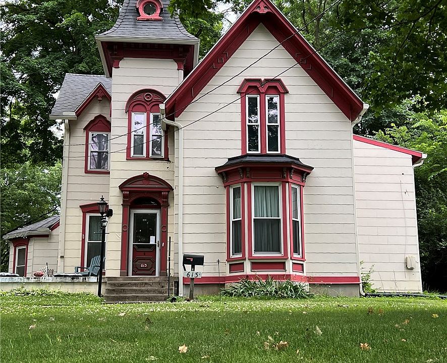 1st image of 613 Boyce St