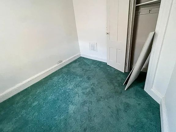 5th image of 296 Claremont Ave #0
