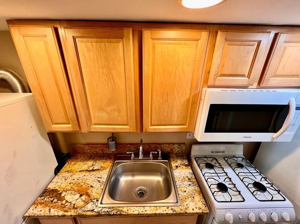 1730 Lang Pl NE APT A