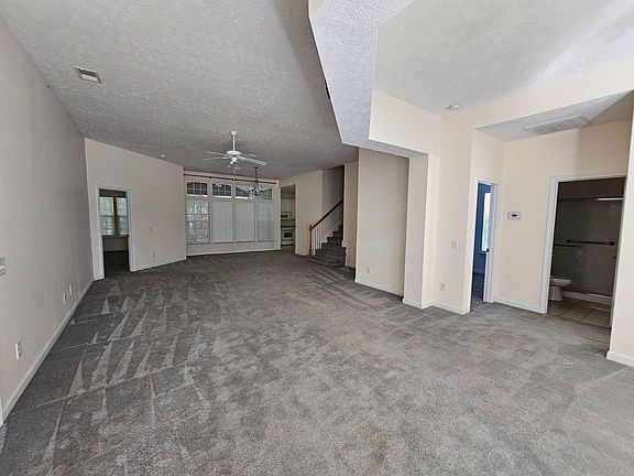 2nd image of 413 Cypress Dr