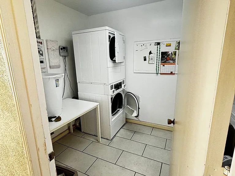 4036 Shasta St #6 — Photo 14