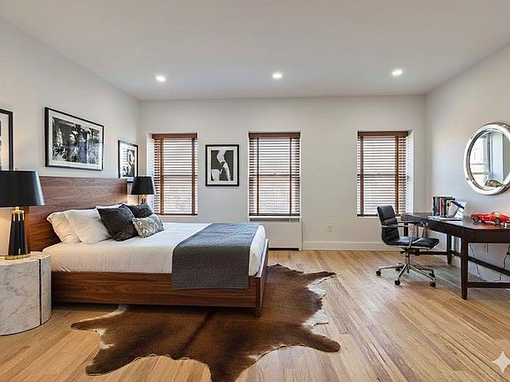 2nd image of 1586 Eastern Pkwy #2R