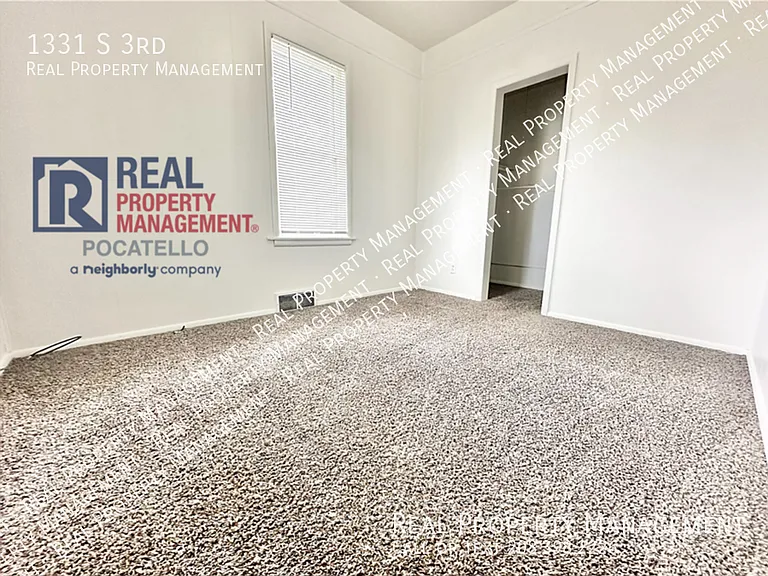 1331 S 3rd Ave — Photo 13