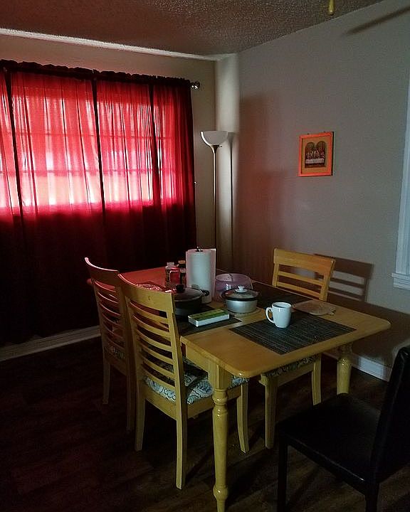 2nd image of 726 N 6th St