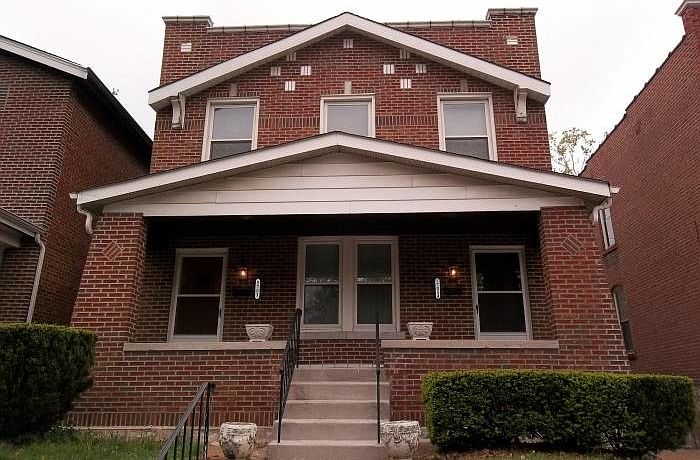 1st image of 5701 Dewey Ave