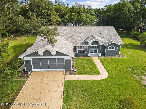 3rd image of 9241 Angora St