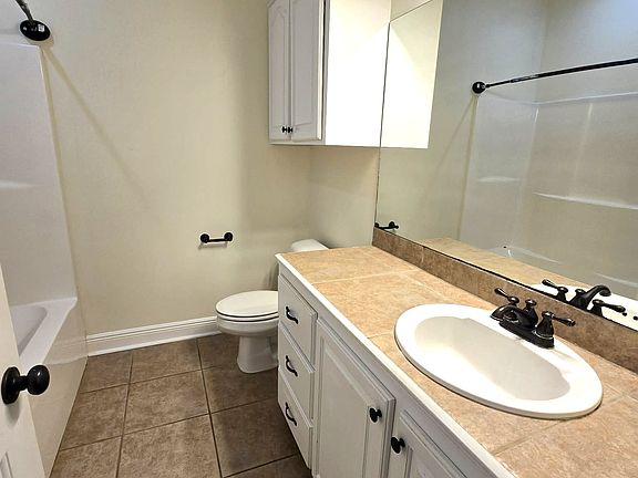 5th image of 2619 E Robinwood Dr