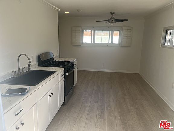 3rd image of 8920 Villanova Ave
