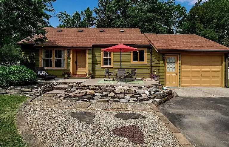 4440 Harris Hill Rd — Photo 1