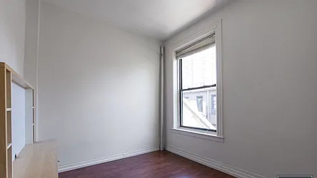 Rented by Bryan L Rozencwaig, LREB