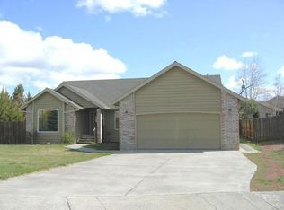 2988 NE Pinnacle Pl, Bend, OR 97701